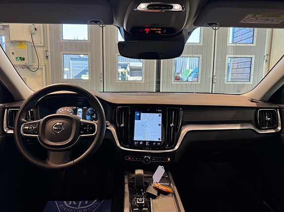 Volvo V60 Cross Country 5 of 5