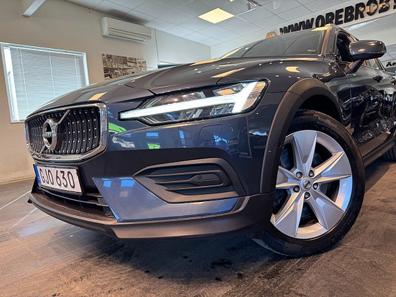 Volvo V60 Cross Country 6 of 26