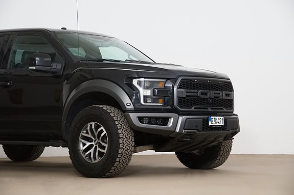 Ford F-150 5 of 5