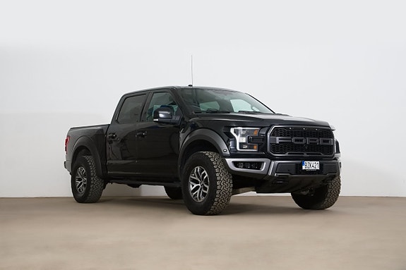 Ford F-150 4 of 5
