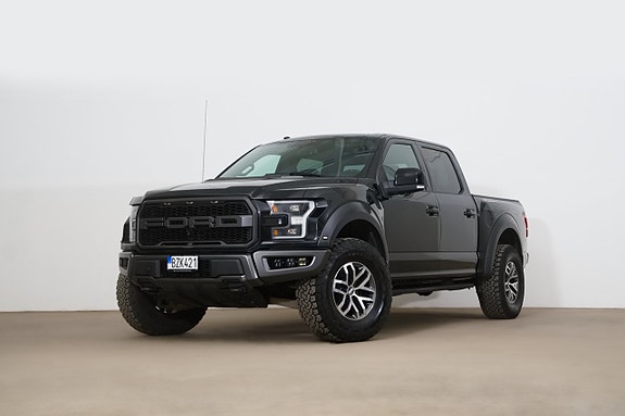 Ford F-150 2 of 5