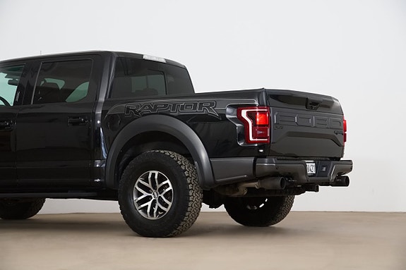 Ford F-150 8 of 25