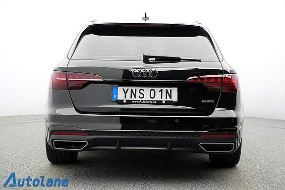 Audi A4 14 of 30