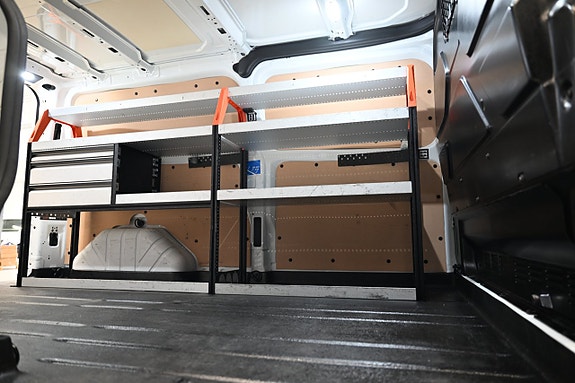 Ford Transit Custom 10 of 30
