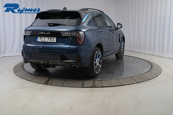 Lynk & Co 01 4 of 5