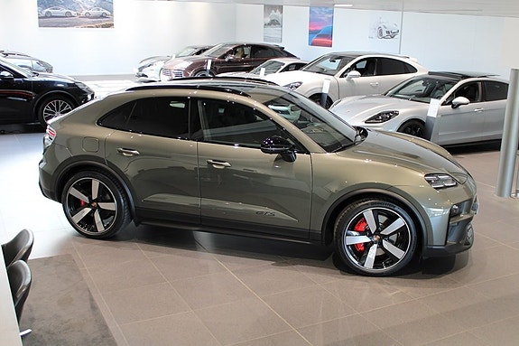 Porsche Macan GTS 8 of 21