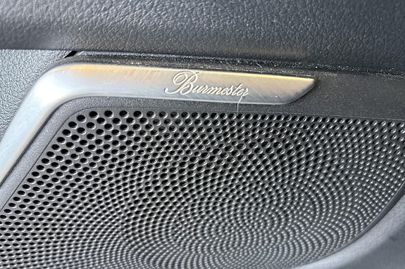 Mercedes-Benz V250 22 of 27
