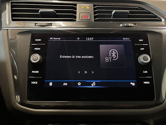 Volkswagen Tiguan Allspace 14 of 26
