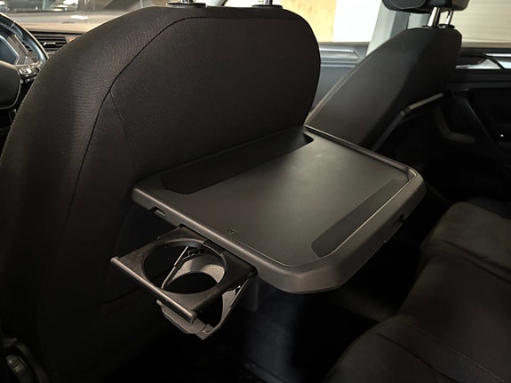 Volkswagen Tiguan Allspace 18 of 26