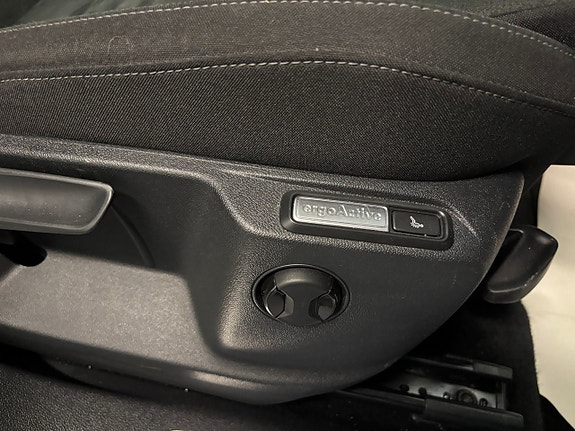 Volkswagen Tiguan Allspace 23 of 26