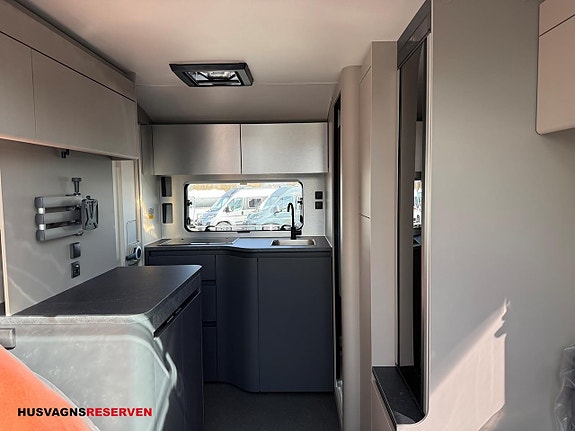 Adria ACTION 391 LH Sport 13 of 18