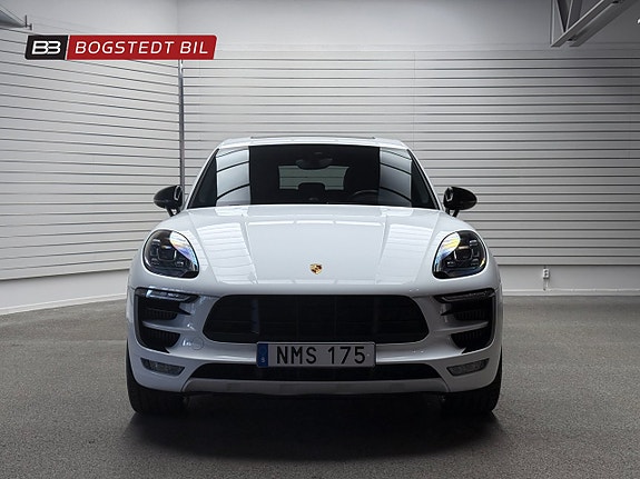 Porsche Macan GTS 2 of 5