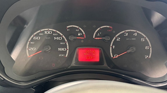 Ford Ka 9 of 13
