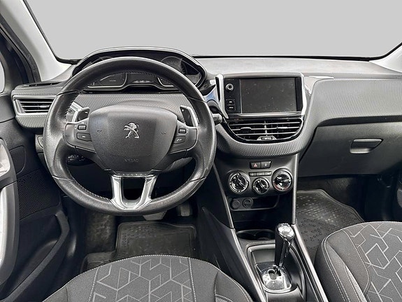 Peugeot 2008 8 of 14