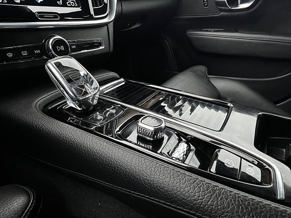 Volvo V90 23 of 30