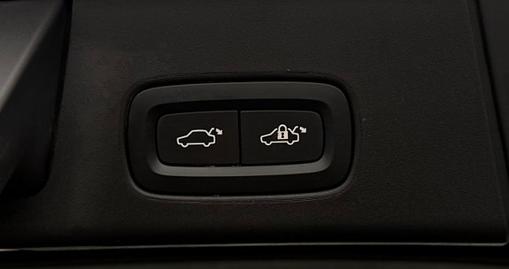 Volvo V90 27 of 30