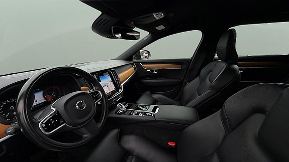 Volvo V90 9 of 30