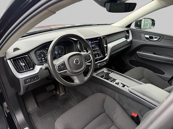 Volvo XC60 9 of 15
