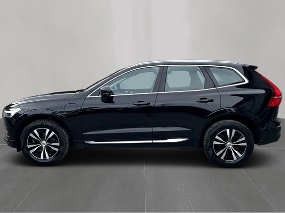 Volvo XC60 2 of 5
