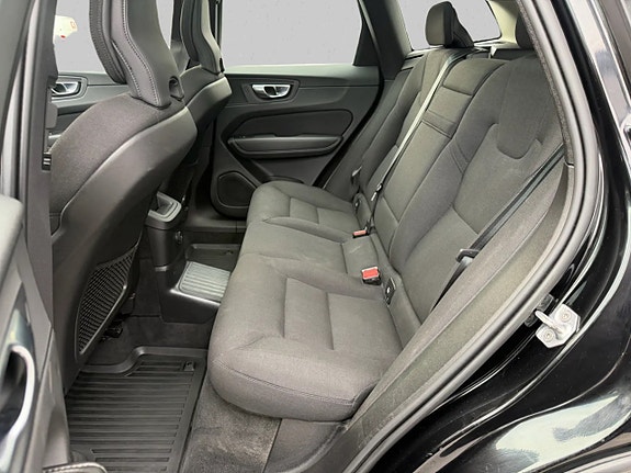 Volvo XC60 14 of 15