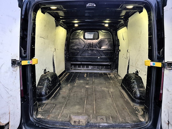 Ford Transit Custom 9 of 26