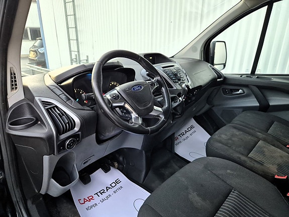 Ford Transit Custom 15 of 26