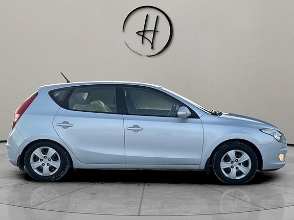 Hyundai i30 6 of 11
