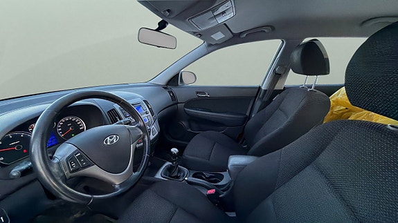 Hyundai i30 9 of 11