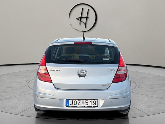Hyundai i30 4 of 11