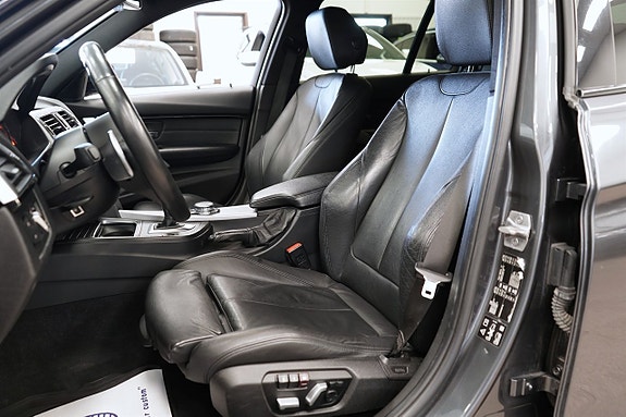 BMW 320 19 of 27