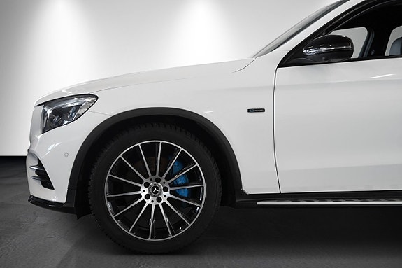 Mercedes-Benz GLC350 e 3 of 5