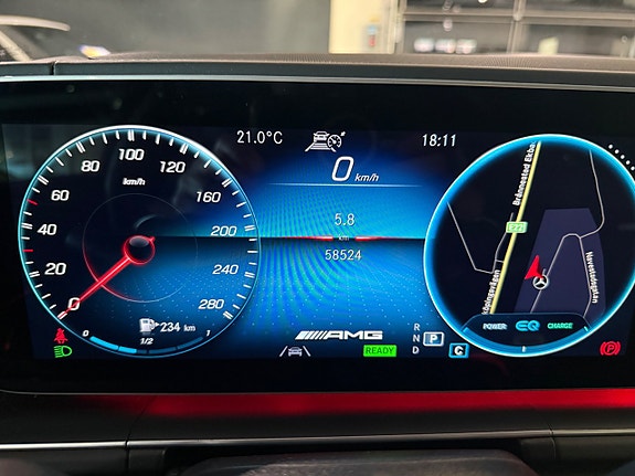 Mercedes-Benz GLE53 16 of 30