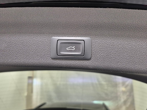 Audi A6 11 of 12
