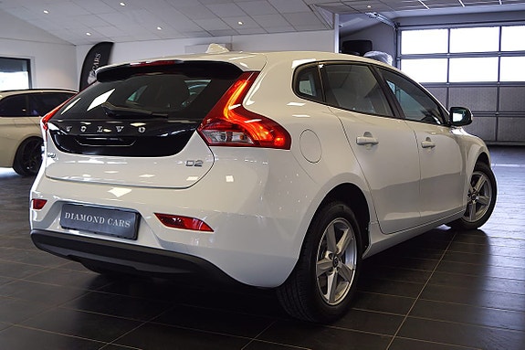 Volvo V40 7 of 12