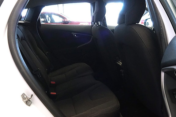 Volvo V40 12 of 12