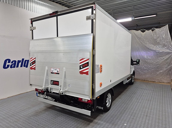 Ford Transit 4 of 5