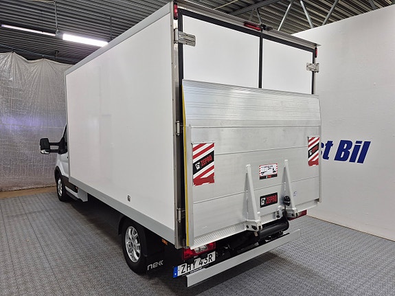 Ford Transit 5 of 5