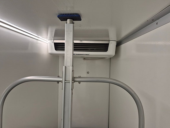 Ford Transit 12 of 14