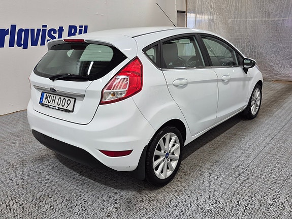 Ford Fiesta 4 of 5