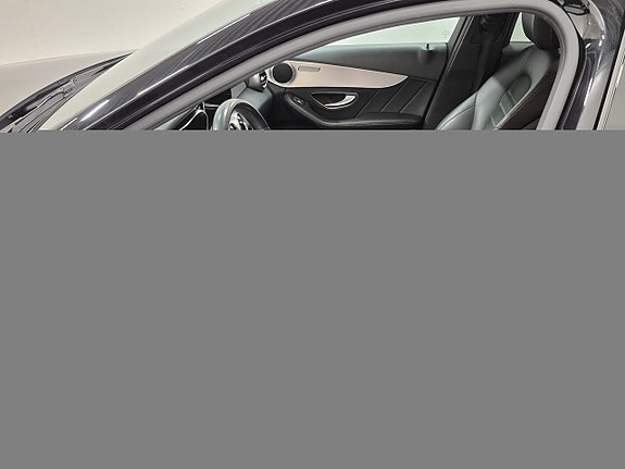 Mercedes-Benz C200 d 2 of 5