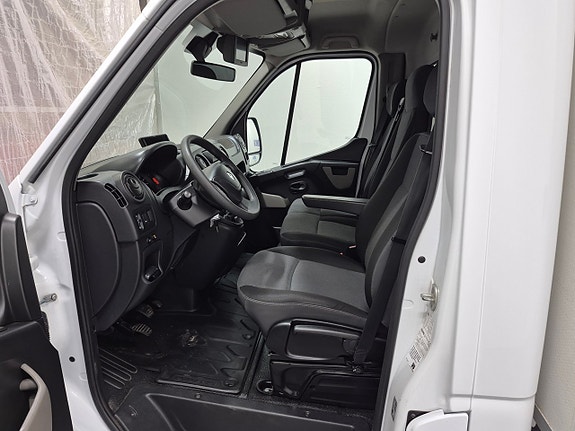 Renault Master 2 of 5