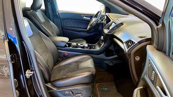 Ford Edge 3 of 5