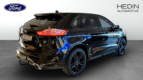 Ford Edge 2 of 5