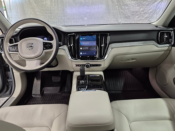 Volvo V60 6 of 12