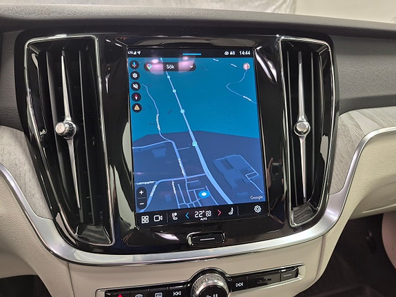 Volvo V60 7 of 12
