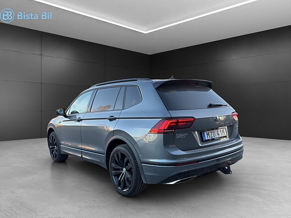 Volkswagen Tiguan Allspace 3 of 5