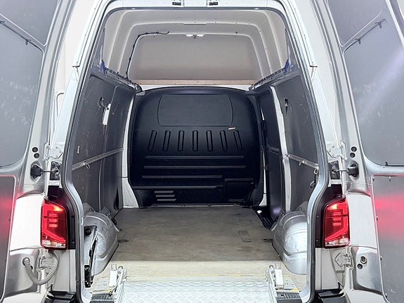 Volkswagen Transporter 14 of 30