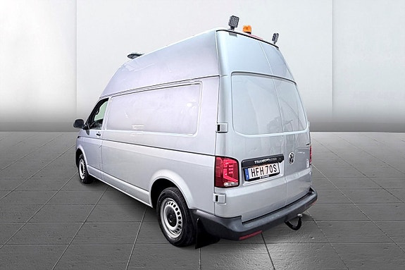 Volkswagen Transporter 11 of 30