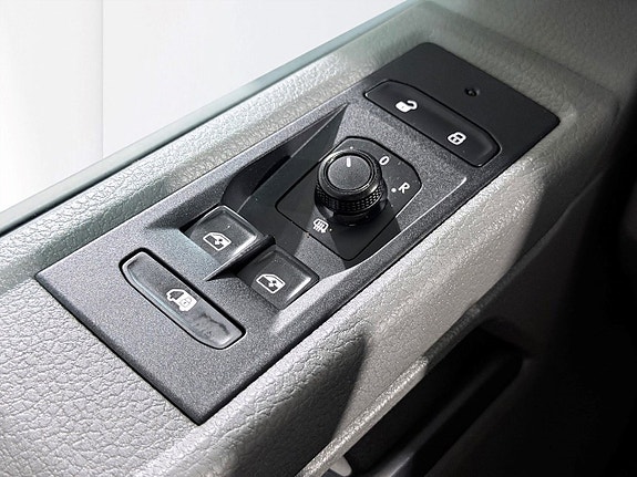 Volkswagen Transporter 29 of 30
