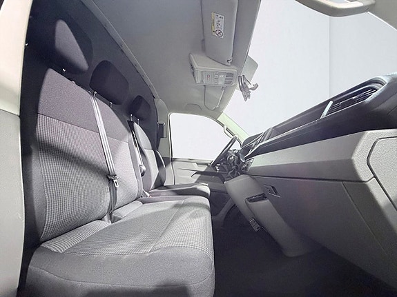 Volkswagen Transporter 17 of 30